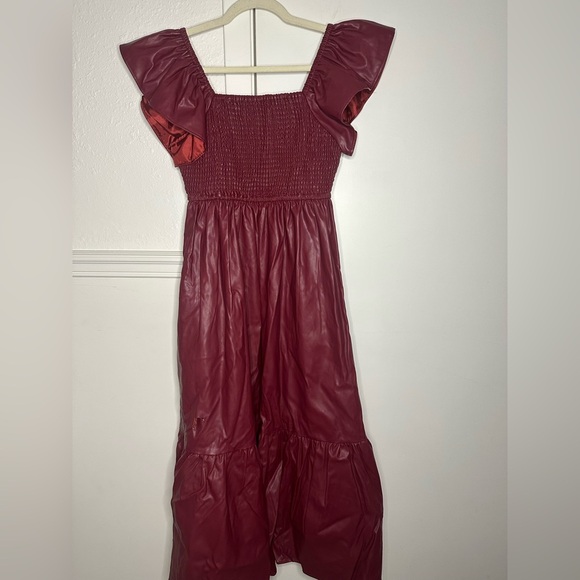 Olivia James the Label Black Brooke Faux Leather Flutter Sleeve size S - Picture 3 of 8